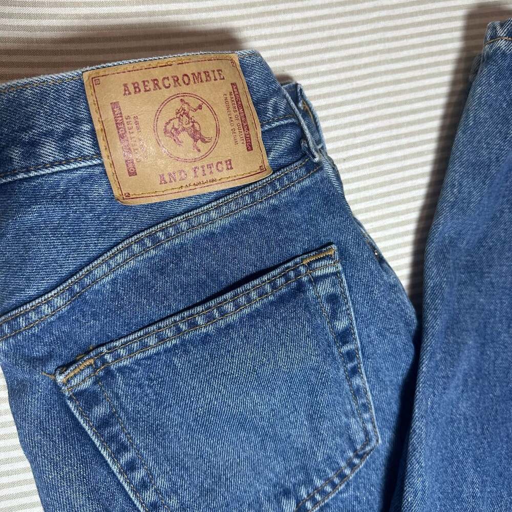 Vintage Abercrombie & Fitch Straight Blue Jeans Size 4